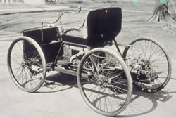 Primeiro modelo de carro