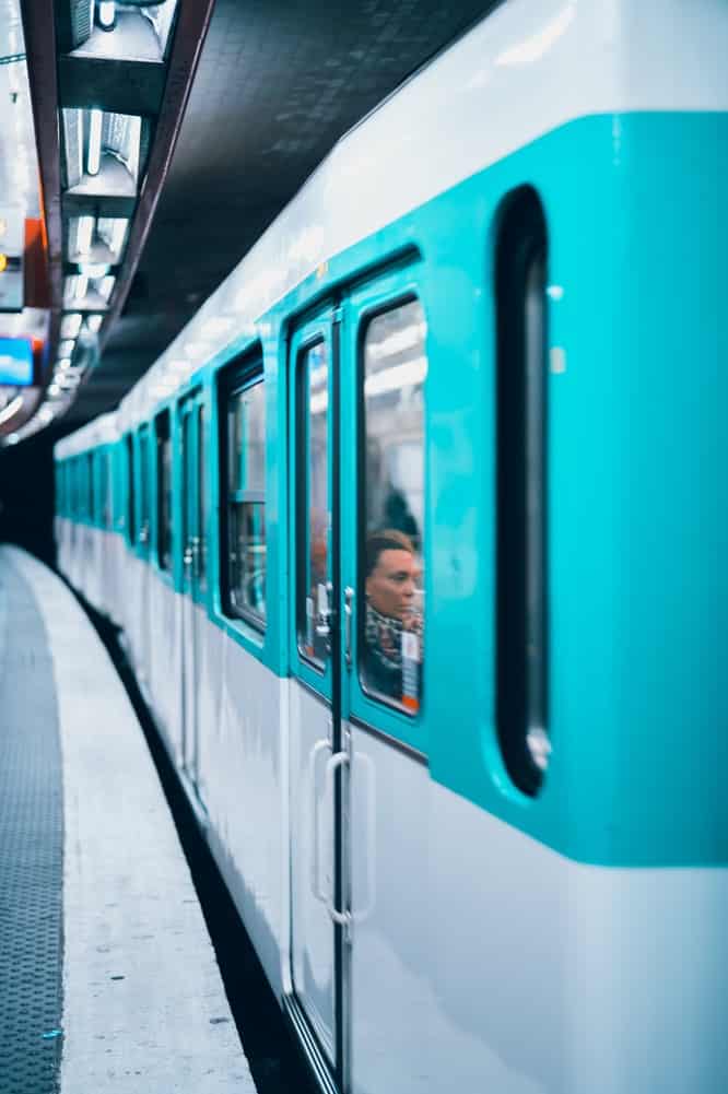 Como andar de metrô e de trem no Rio de Janeiro