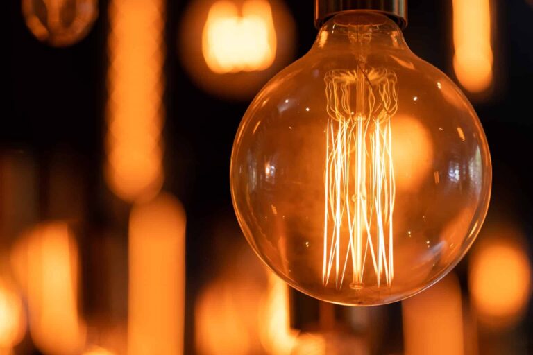 Conheça os tipos de lâmpadas e ilumine seus ambientes