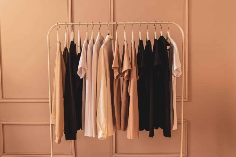 13 dicas de como organizar guarda-roupa