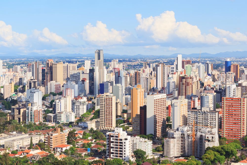 A cidade de Curitiba, além de ser uma referência de planejamento territorial, está em constante evolução. 