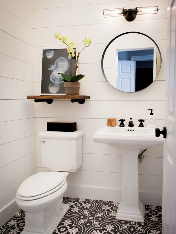A pia de piso é um dos modelos de pia para banheiro mais comuns.