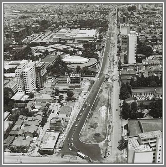 Avenida Faria Lima em 1969enquanto estava em obras.