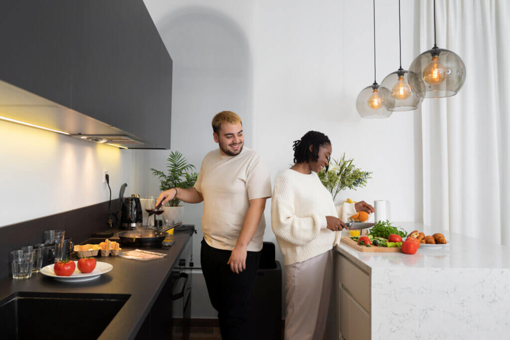 Não se esqueça do espaço para circulação na sua cozinha, para que você possa preparar os seus alimentos com conforto e segurança. 